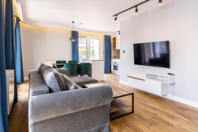 Leeloo Aparthotel Człuchów Eksteriør bilde